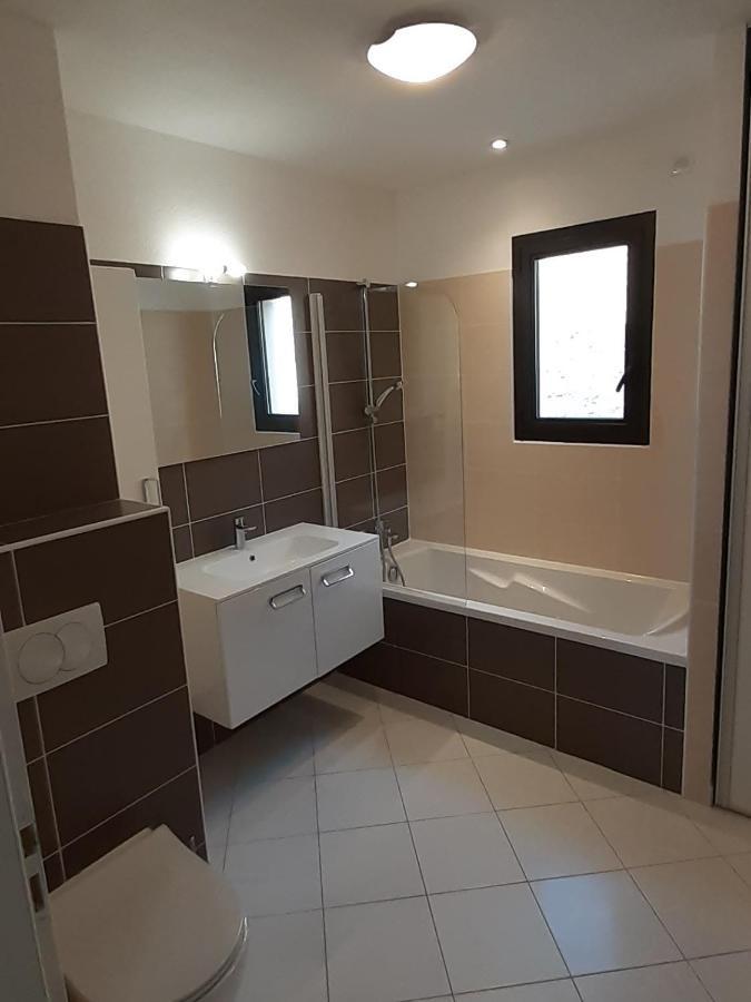 Vaste Appartement 3 Chambres - Vue Exceptionnelle Шорж Екстериор снимка